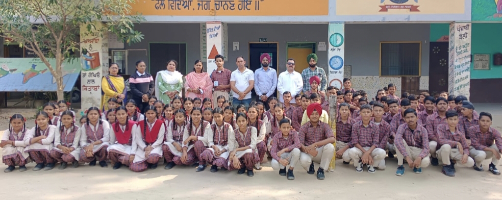 "Umang" conducted the 27th seminar in Government High School Nagar Thedi